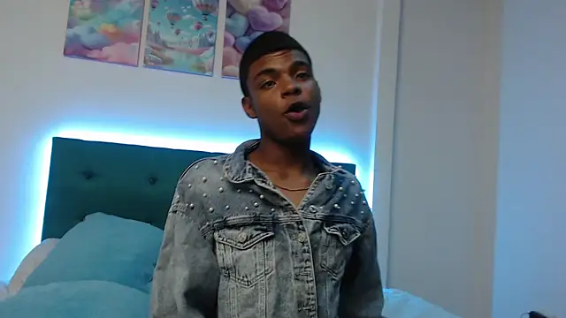 EBONYHOTSP online show from October 6, 2025, 9:59 pm