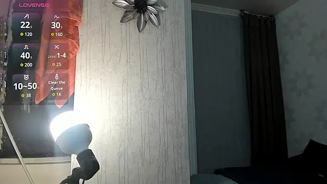 Snapshot of alana_madison10 chatting on November 12, 2025, 4:05 am alana madison10 online show from November 12, 2025, 4:05 am