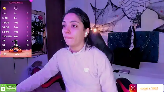 Snapshot of isaa_dl chatting on October 30, 2025, 10:24 am isaa dl online show from October 30, 2025, 10:24 am