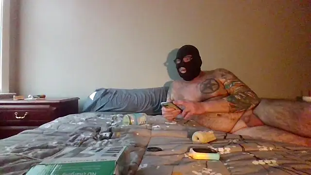 Snapshot of StroknGoon69 chatting on March 24, 2026, 11:27 pm StroknGoon69 online show from March 24, 2026, 11:27 pm