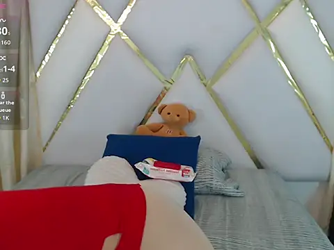 Ariadna Wells online show from October 25, 2025, 1:12 pm