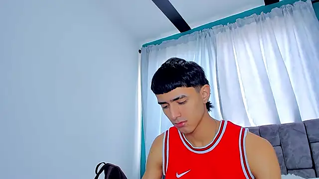 Snapshot of Anthony_carter chatting on December 4, 2025, 1:54 pm Anthony carter online show from December 4, 2025, 1:54 pm