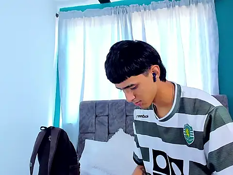 Snapshot of Anthony_carter chatting on November 21, 2025, 12:59 pm Anthony carter online show from November 21, 2025, 12:59 pm