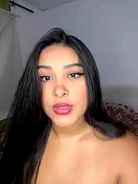 Snapshot of sarafox_10 chatting on November 14, 2025, 11:41 pm sarafox 10 online show from November 14, 2025, 11:41 pm