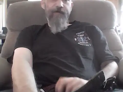 Snapshot of crazyheratic8 chatting on March 18, 2026, 4:08 pm crazyheratic8 online show from March 18, 2026, 4:08 pm