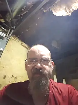 crazyheratic8 online show from July 22, 2026, 4:03 am