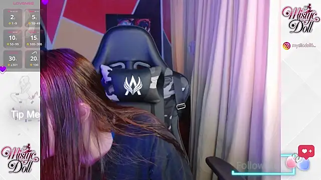 Snapshot of Mysticdoll69_ chatting on October 7, 2025, 5:47 pm Mysticdoll69 online show from October 7, 2025, 5:47 pm