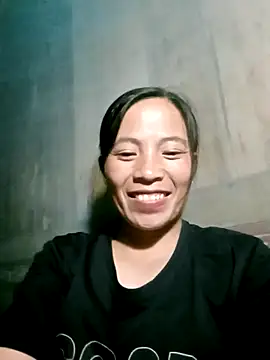 Snapshot of -Lauren- chatting on October 13, 2025, 12:18 pm -Lauren- online show from October 13, 2025, 12:18 pm