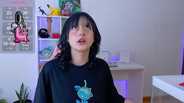 Sallie Doll online show from October 11, 2025, 3:57 pm