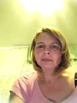 Masha412111 online show from October 25, 2025, 6:41 pm