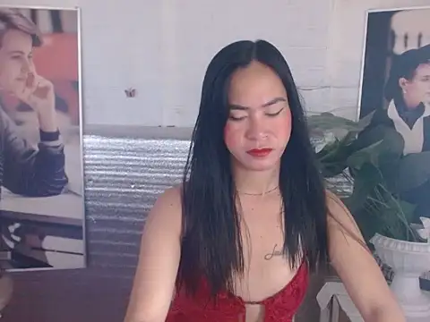 Snapshot of miss_katty28 chatting on October 21, 2025, 10:42 pm miss katty28 online show from October 21, 2025, 10:42 pm