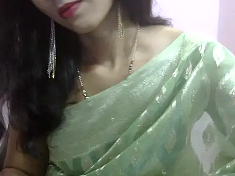 Laila Cute online show from July 14, 2026, 3:18 pm