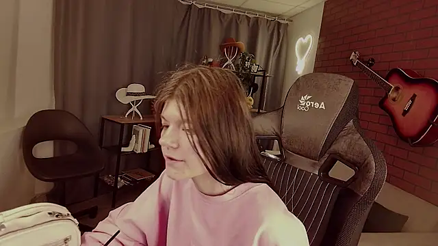 Snapshot of StasyaCollins chatting on December 5, 2025, 4:16 pm StasyaCollins online show from December 5, 2025, 4:16 pm