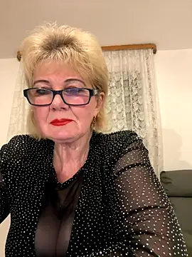 BoloshkaBlonda online show from January 6, 2026, 6:34 pm