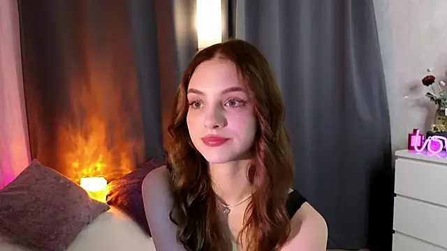 Snapshot of midnightMaya chatting on November 4, 2025, 7:17 pm midnightMaya online show from November 4, 2025, 7:17 pm