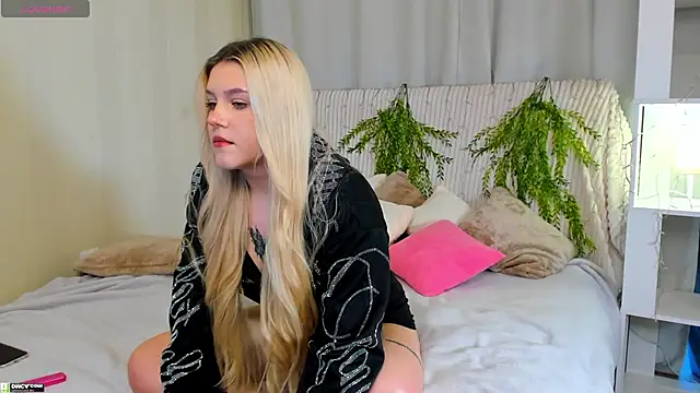 Snapshot of Malisha_kiss chatting on October 23, 2025, 10:14 am Malisha kiss online show from October 23, 2025, 10:14 am