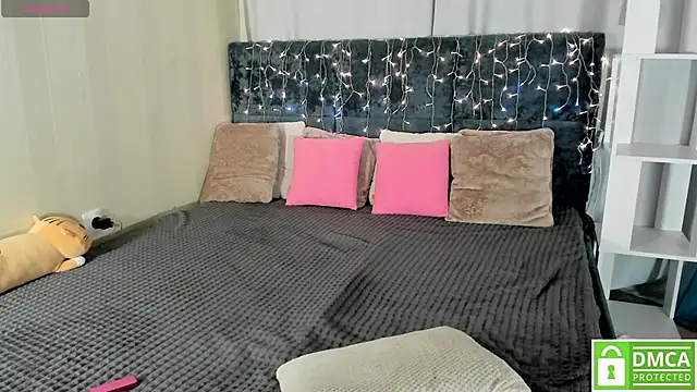 Malisha kiss online show from March 15, 2026, 11:17 am