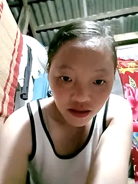 Snapshot of Minkine022 chatting on October 7, 2025, 8:10 pm Minkine022 online show from October 7, 2025, 8:10 pm