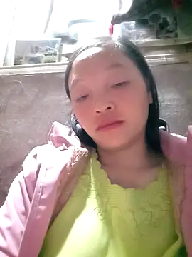 Snapshot of Minkine022 chatting on November 5, 2025, 11:08 pm Minkine022 online show from November 5, 2025, 11:08 pm