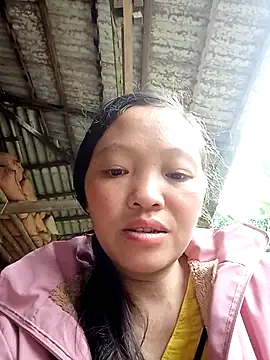 Snapshot of Minkine022 chatting on November 17, 2025, 7:45 am Minkine022 online show from November 17, 2025, 7:45 am