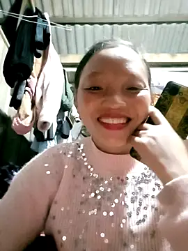 Snapshot of Minkine022 chatting on November 6, 2025, 11:53 pm Minkine022 online show from November 6, 2025, 11:53 pm