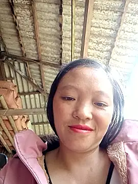 Snapshot of Minkine022 chatting on October 30, 2025, 5:17 am Minkine022 online show from October 30, 2025, 5:17 am