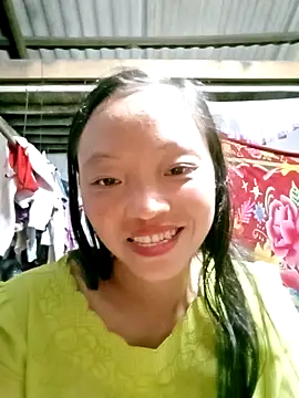 Snapshot of Minkine022 chatting on October 19, 2025, 9:12 am Minkine022 online show from October 19, 2025, 9:12 am