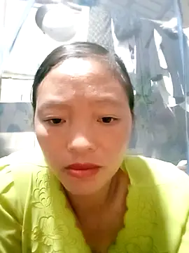 Snapshot of Minkine022 chatting on October 10, 2025, 12:33 am Minkine022 online show from October 10, 2025, 12:33 am