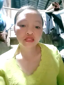 Snapshot of Minkine022 chatting on October 9, 2025, 12:06 pm Minkine022 online show from October 9, 2025, 12:06 pm