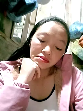 Snapshot of Minkine022 chatting on October 29, 2025, 5:12 pm Minkine022 online show from October 29, 2025, 5:12 pm