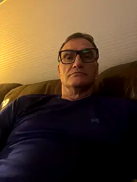 charleluff online show from October 4, 2025, 1:29 am