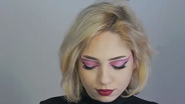 Dahliacruzz online show from March 9, 2026, 10:30 am