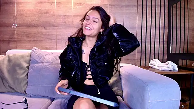 Snapshot of Matti_sofia_ chatting on February 19, 2026, 11:18 am Matti sofia online show from February 19, 2026, 11:18 am