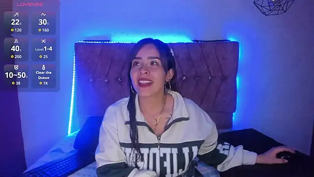 Snapshot of Mia_lopez_1 chatting on May 8, 2026, 9:02 am Mia lopez 1 online show from May 8, 2026, 9:02 am