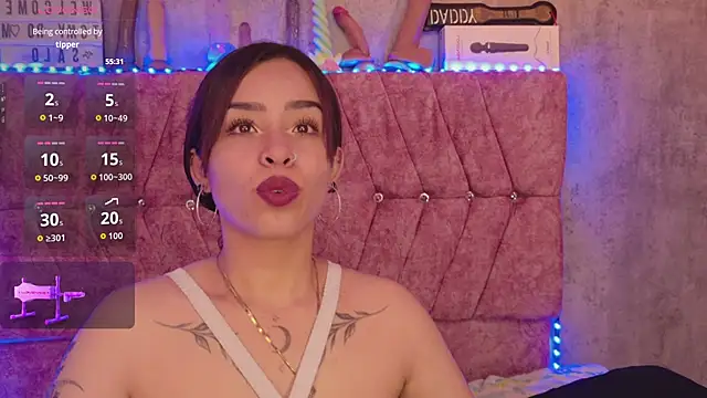 Snapshot of Mia_lopez_1 chatting on May 25, 2026, 9:30 am Mia lopez 1 online show from May 25, 2026, 9:30 am