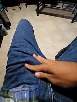 flakito1530 online show from November 4, 2025, 5:50 pm