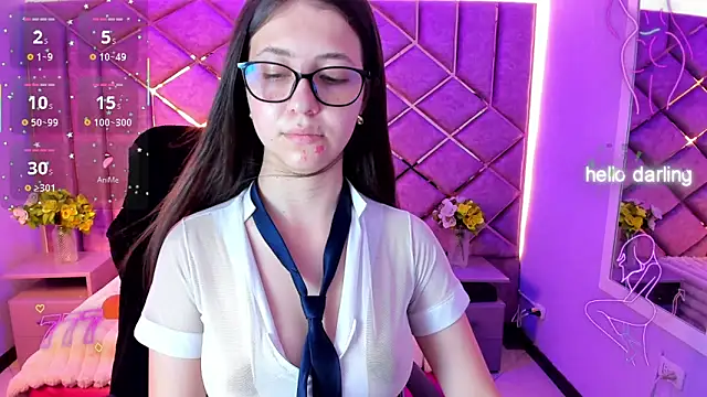 sarah sweett  online show from June 6, 2026, 2:11 pm