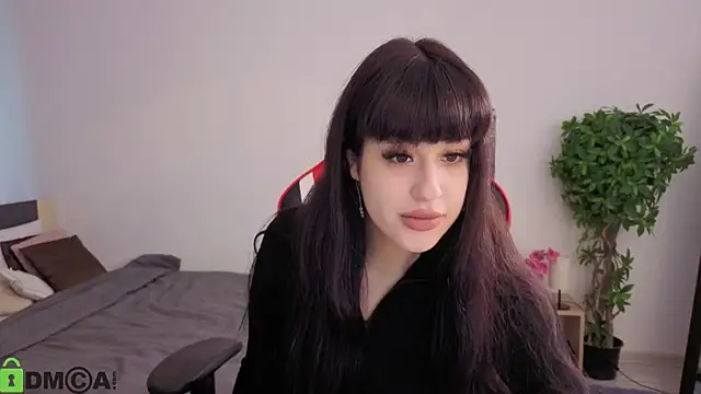 Erika peach online show from October 6, 2025, 2:51 pm