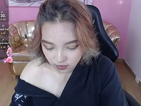 Snapshot of mia_foster_t chatting on October 28, 2025, 12:37 pm mia foster t online show from October 28, 2025, 12:37 pm