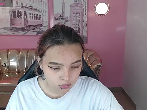 Snapshot of mia_foster_t chatting on November 1, 2025, 12:43 pm mia foster t online show from November 1, 2025, 12:43 pm