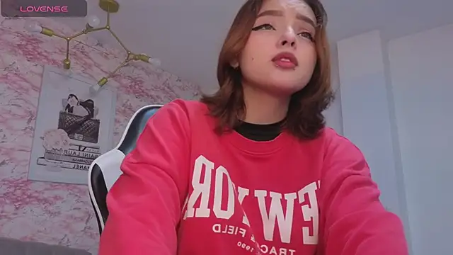 mia foster t online show from February 26, 2026, 1:33 pm