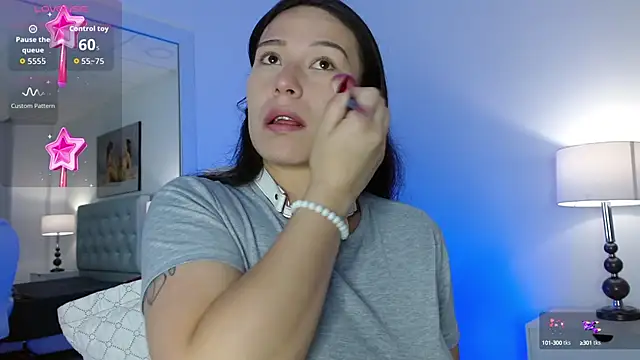 Mariaaam  online show from October 13, 2025, 11:34 am