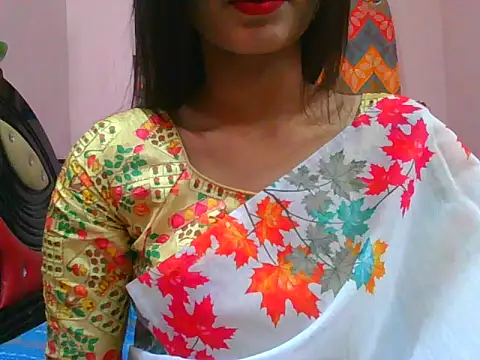 Snapshot of night_queeen7 chatting on February 6, 2026, 7:10 pm night queeen7 online show from February 6, 2026, 7:10 pm