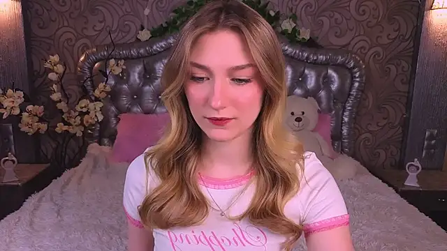 Snapshot of AngelAnabelle chatting on March 6, 2026, 8:59 pm AngelAnabelle online show from March 6, 2026, 8:59 pm