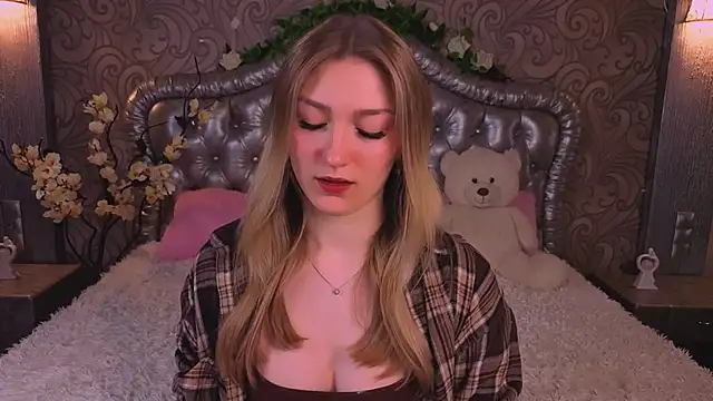 Snapshot of AngelAnabelle chatting on March 19, 2026, 9:59 pm AngelAnabelle online show from March 19, 2026, 9:59 pm