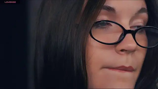 Snapshot of BettieBourque chatting on November 21, 2025, 6:40 pm BettieBourque online show from November 21, 2025, 6:40 pm