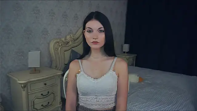 Snapshot of BettieBourque chatting on October 19, 2025, 5:26 pm BettieBourque online show from October 19, 2025, 5:26 pm