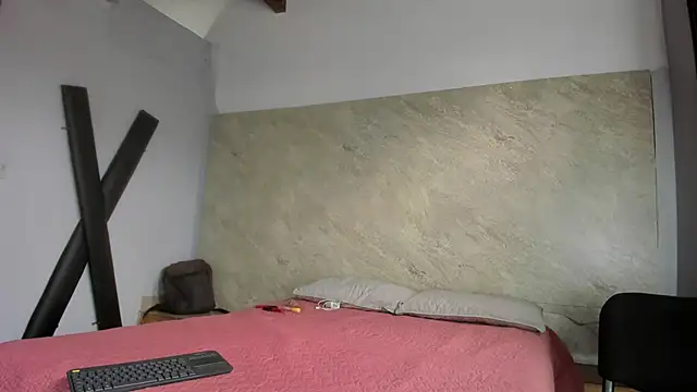 Snapshot of Amara_luxe chatting on November 4, 2025, 7:39 pm Amara luxe online show from November 4, 2025, 7:39 pm