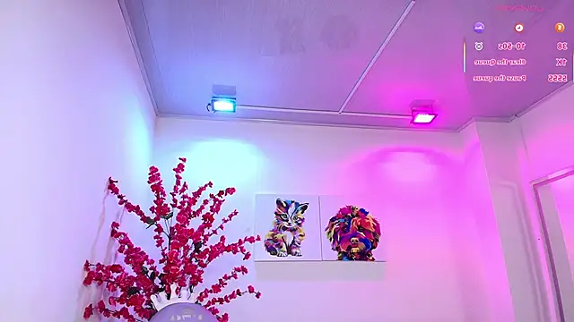 Snapshot of Summer_miller chatting on November 8, 2025, 11:36 am Summer miller online show from November 8, 2025, 11:36 am