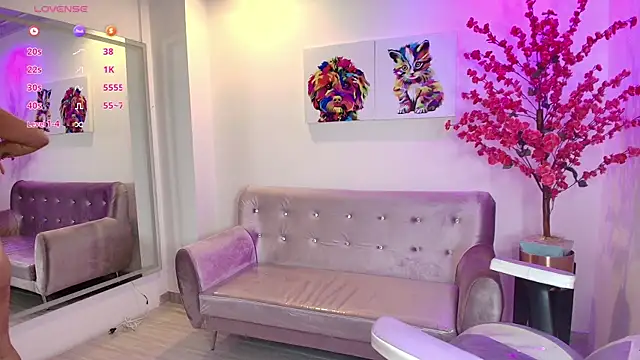 Snapshot of Summer_miller chatting on October 15, 2025, 11:29 am Summer miller online show from October 15, 2025, 11:29 am